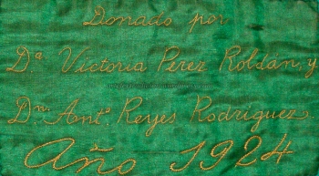 Manto verde de la Virgen de la Cabeza de Rute, inscripción del forro.